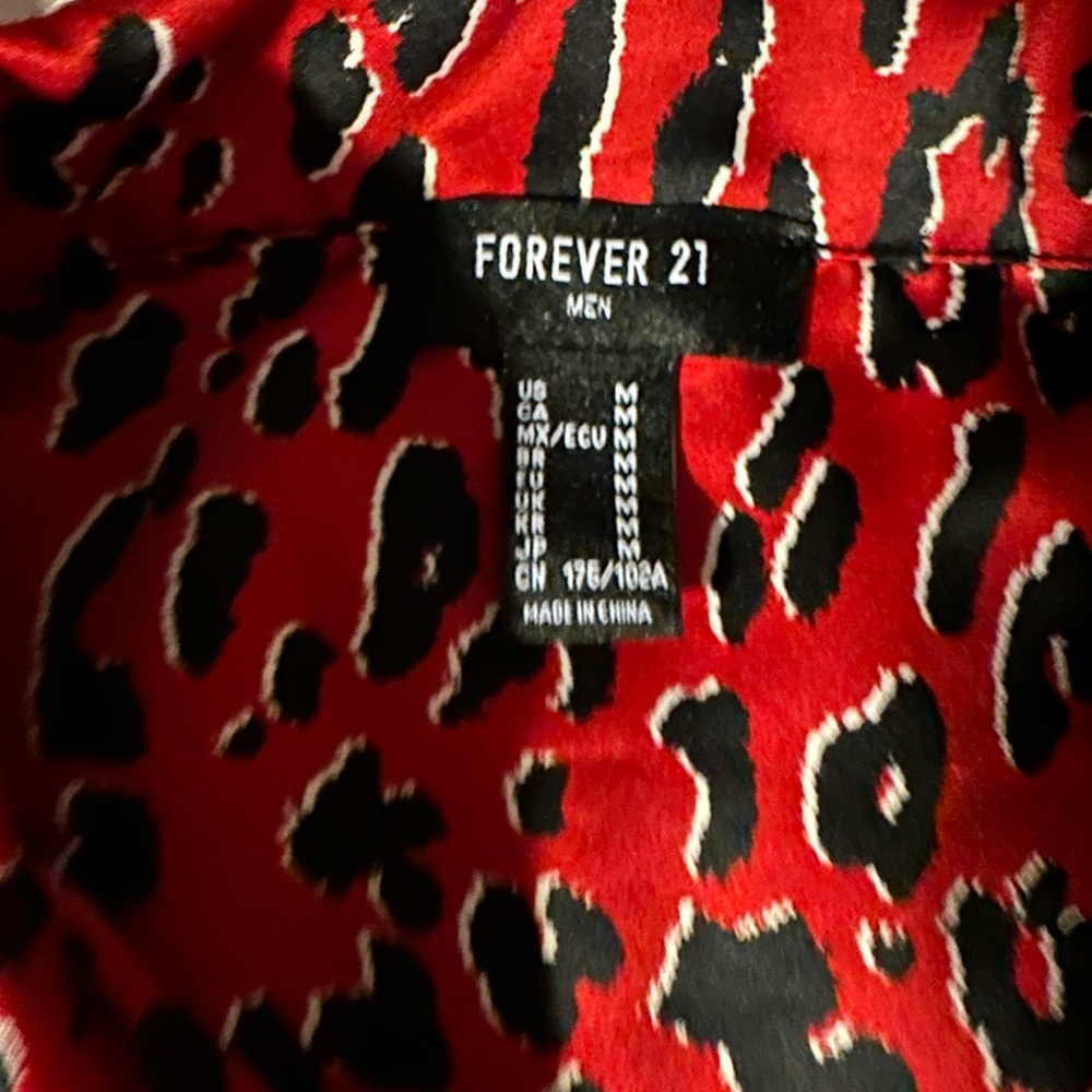 Forever 21 Vintage * Red Leopard Button Up